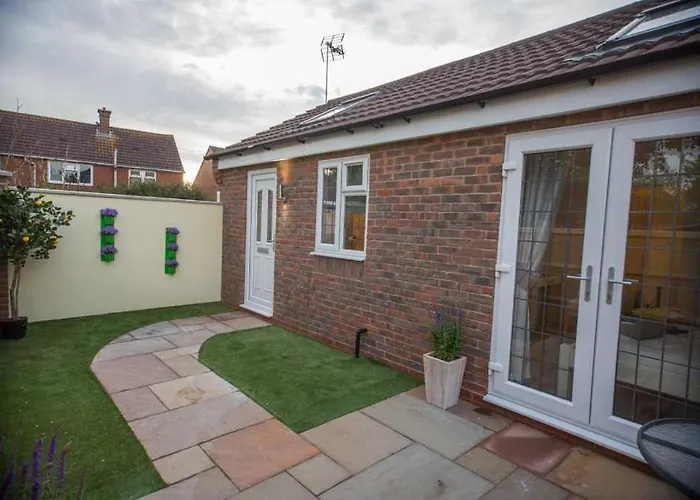 One Bed Bungalow, Leamington Spa